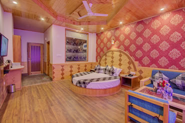 Honeymoon Suite